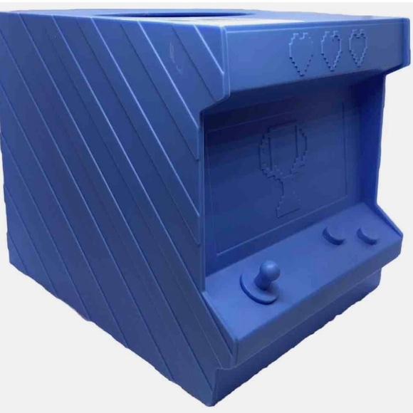 Lot of 2 Novelty Tissue Box Covers Bullseye's Playground™ - Picture 2 of 8